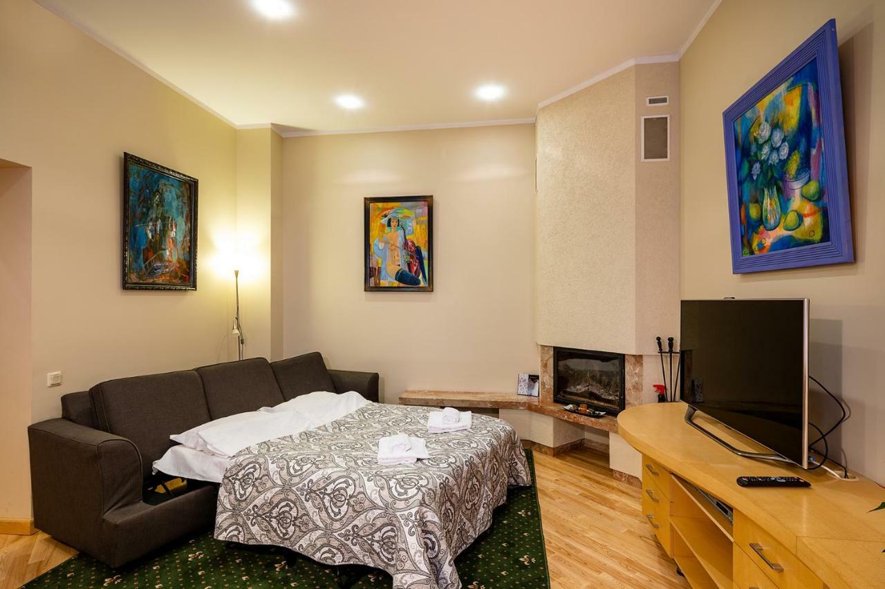 Kalnina Quiet Apartment In City Center Riga Exterior photo